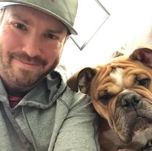 Meet your Posher, Levi